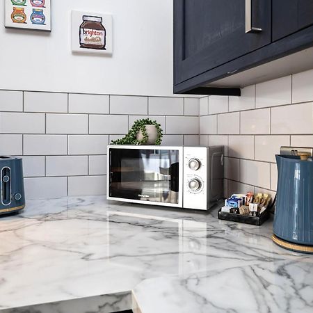 Queens Mile 1 With Free Parking By My Getaways Hove Extérieur photo