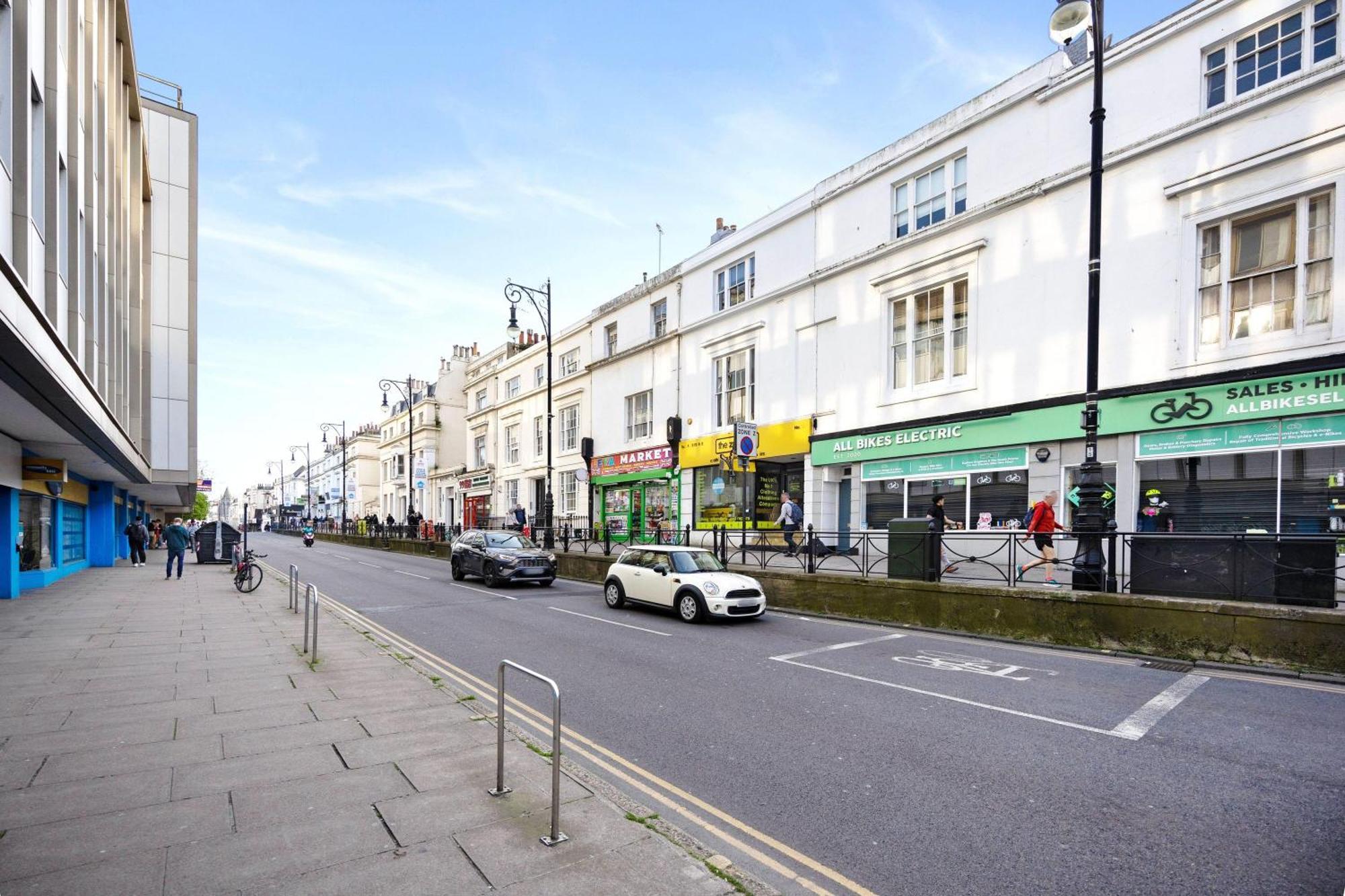 Queens Mile 1 With Free Parking By My Getaways Hove Extérieur photo